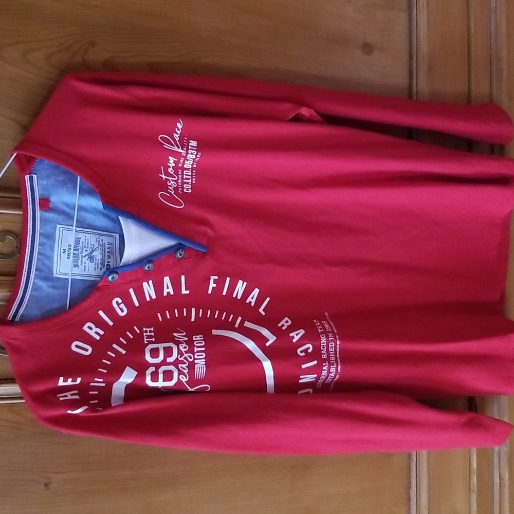 Boys long sleeve casual top Medium